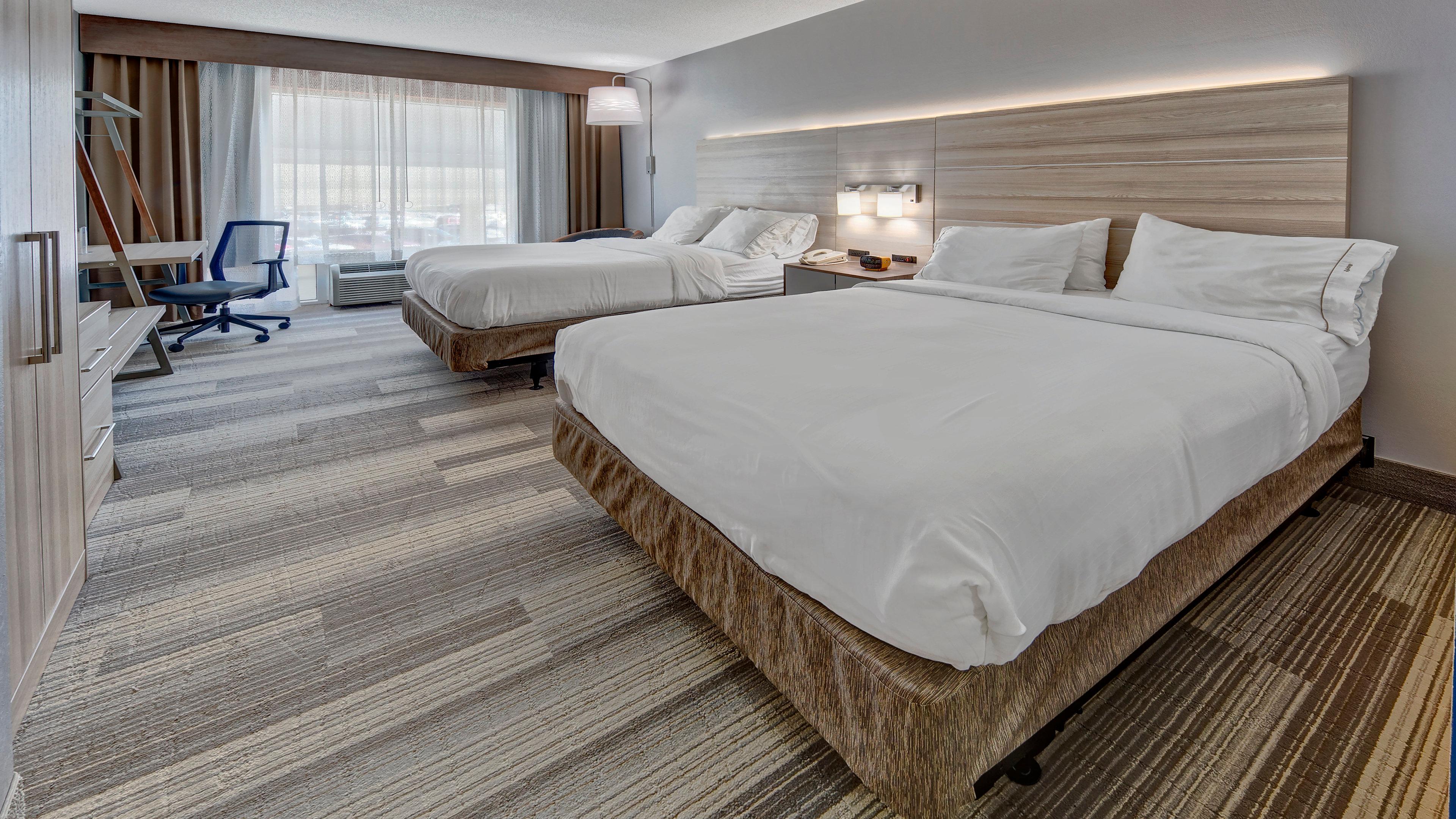 Holiday Inn Express Hotel & Suites London By Ihg Buitenkant foto