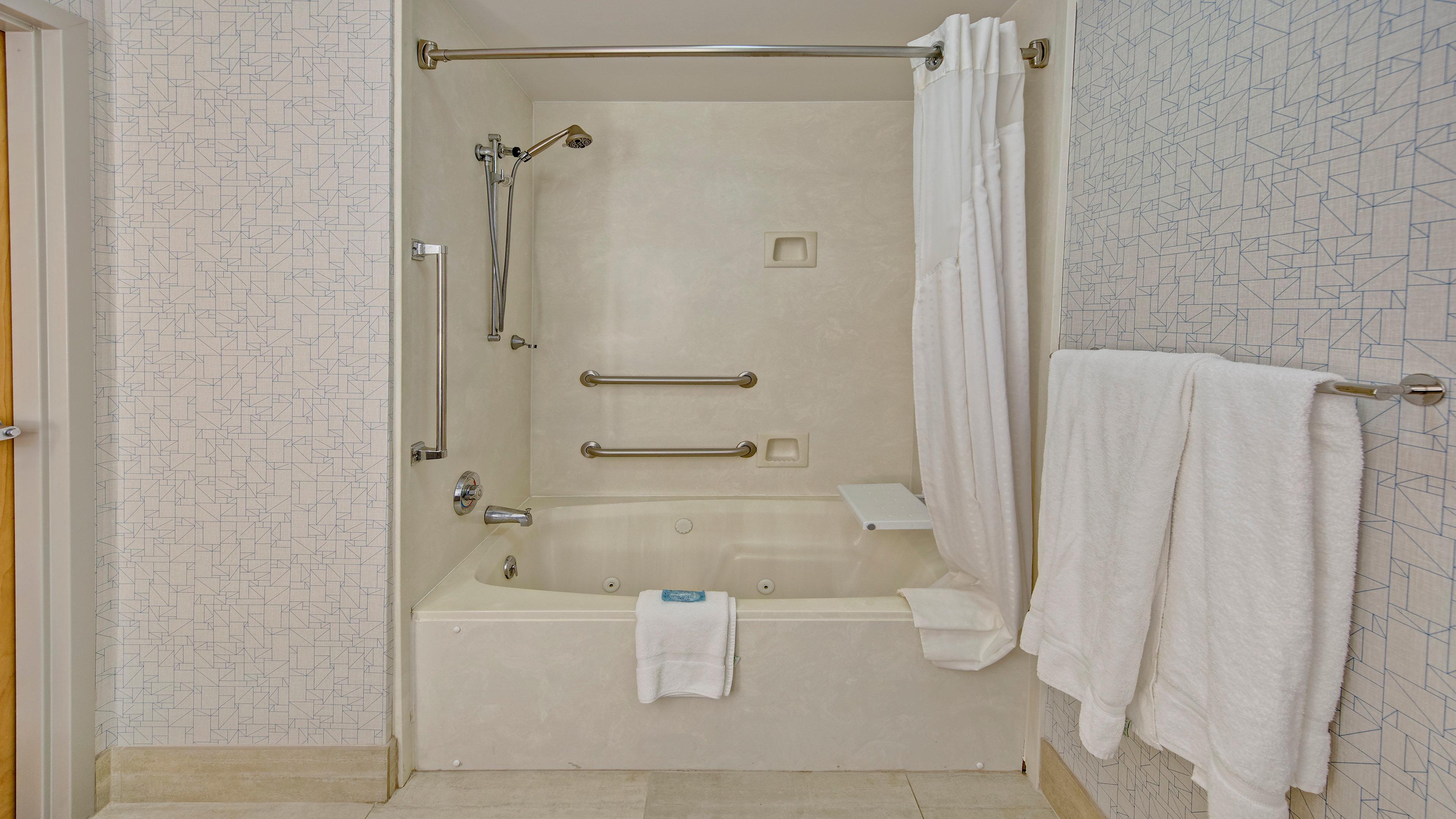 Holiday Inn Express Hotel & Suites London By Ihg Buitenkant foto