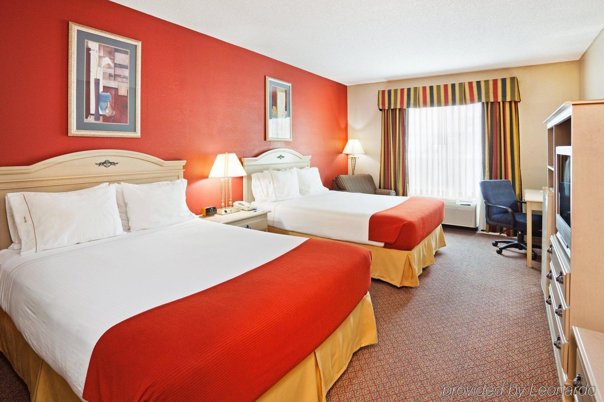 Holiday Inn Express Hotel & Suites London By Ihg Kamer foto